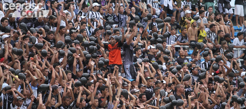 [15-04] Tiradentes 1 x 3 Ceará - TORCIDA - 7