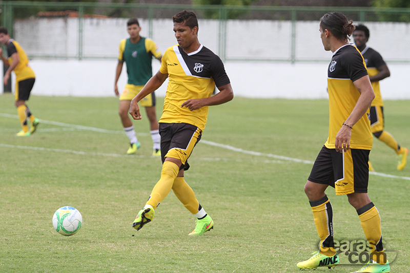 [28-06] Ceará 8 X 0 Maguary - Jogo Treino - 8