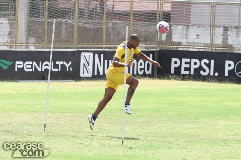 [11-10] Treino de finalizações - 7