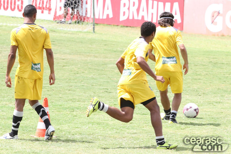 [11-10] Treino de finalizações - 17