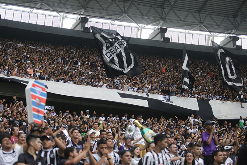 [08-04-2018] Fortaleza 1 x 2 Ceara - Torcida - Mauro - 10