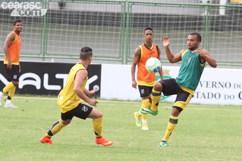[04-07] Treino técnico + tático - 16