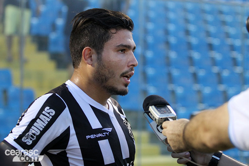 [06-02] Ceará 2 x 0 Tiradentes - 43