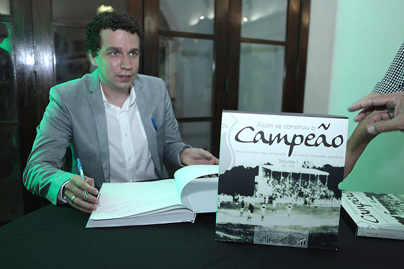 [13-01] Lançamento do Livro - Pedro Mapurunga - 21