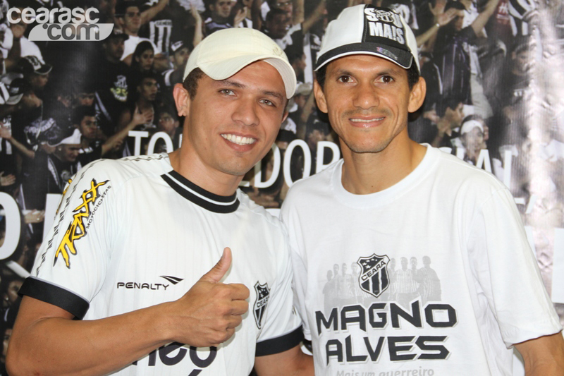 [15-09] Magno Alves recebe torcedores na Loja Oficial5 - 20