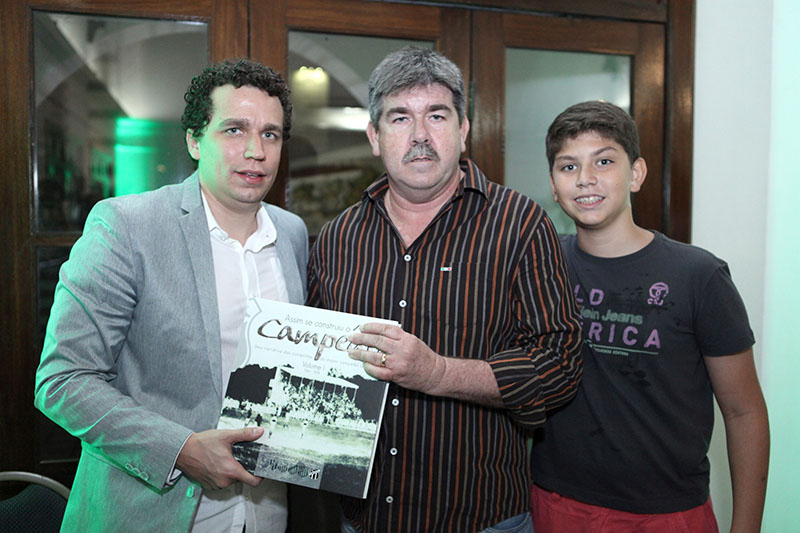 [13-01] Lançamento do Livro - Pedro Mapurunga - 40