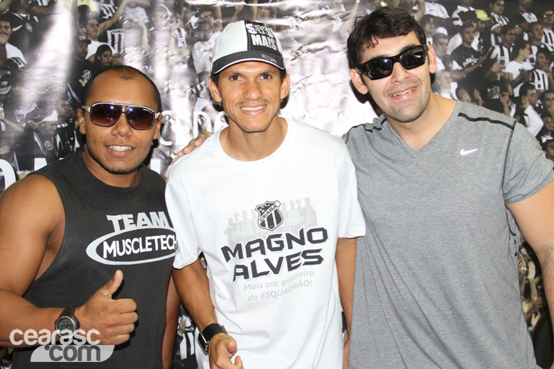 [15-09] Magno Alves recebe torcedores na Loja Oficial2 - 30
