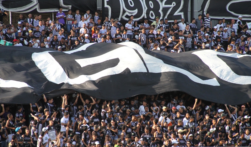 [15-09] Ceará 4 x 3 Joinville - TORCIDA - 7