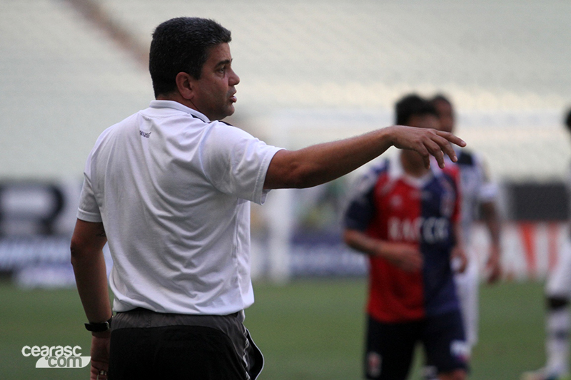 [23-08] Ceará 4 x 3 Paraná - 01 - 16