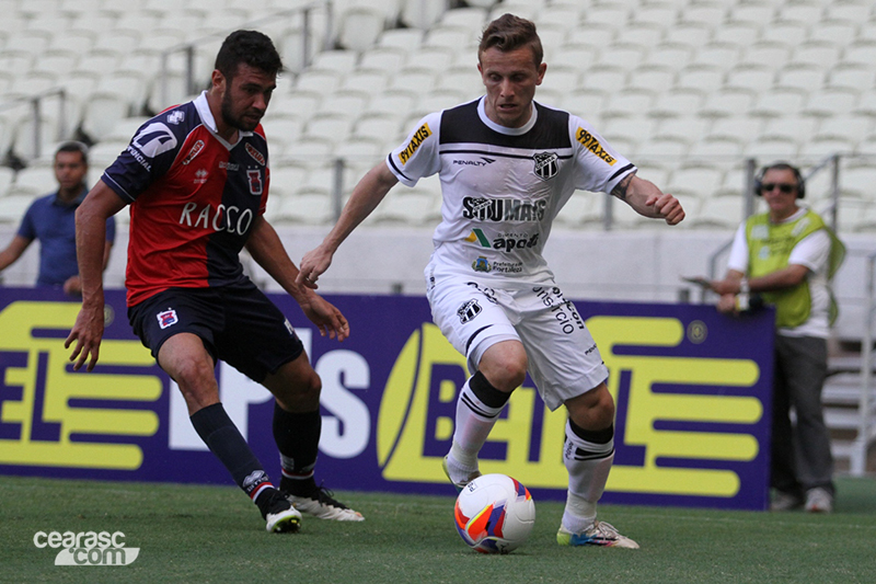 [23-08] Ceará 4 x 3 Paraná - 01 - 18