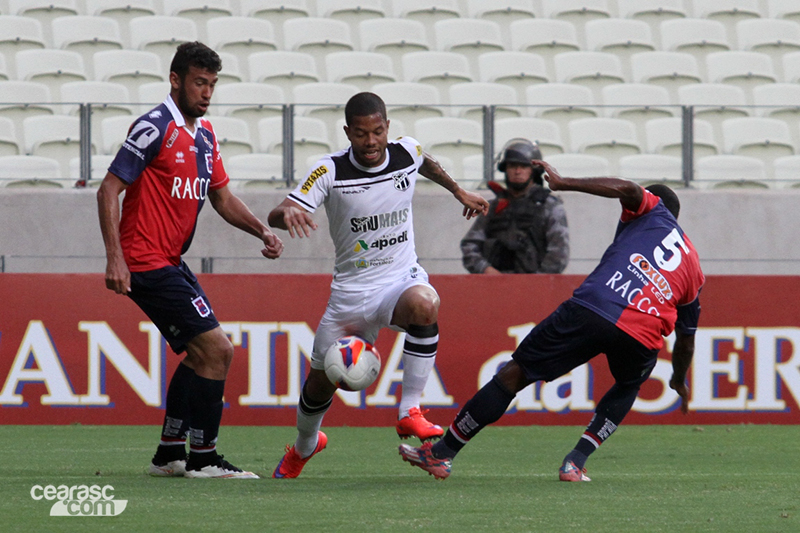 [23-08] Ceará 4 x 3 Paraná - 01 - 28