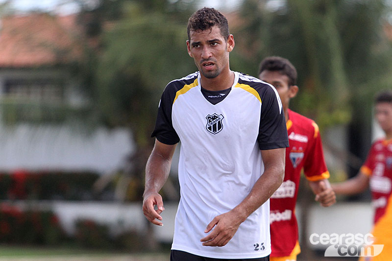 [06-12] Ceará 1 x 0 Fortaleza - Amistoso - 14