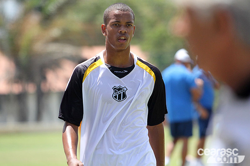 [06-12] Ceará 1 x 0 Fortaleza - Amistoso - 26