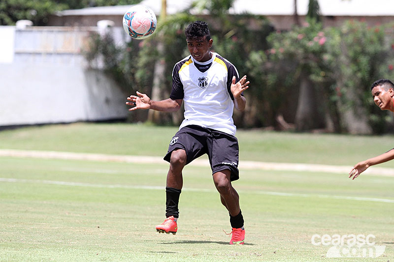 [06-12] Ceará 1 x 0 Fortaleza - Amistoso - 31