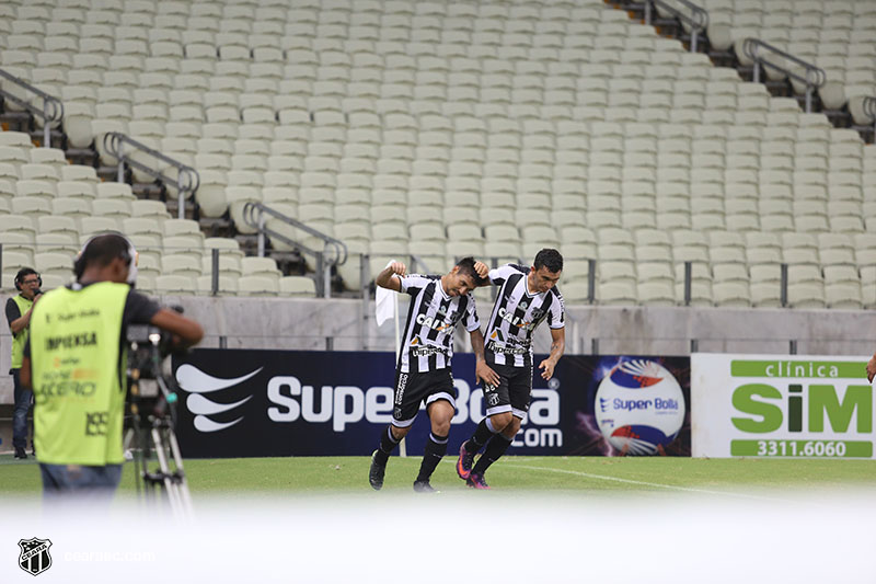 [19-03-2017] Uniclinic 1 x 3 Ceará - 25