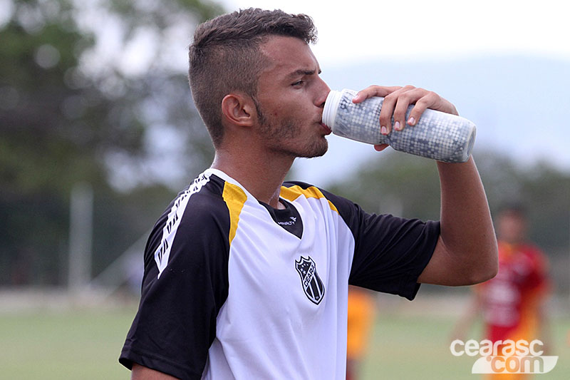 [06-12] Ceará 1 x 0 Fortaleza - Amistoso - 35