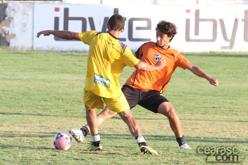 [17-10] Treino coletivo para não relacionados  + Sub-20 - 13