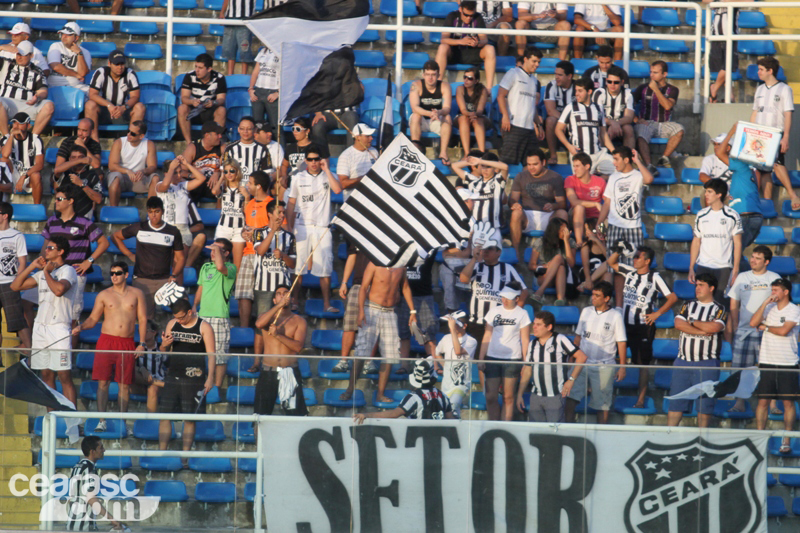 [22-04] Tiradentes 0 x 2 Ceará - TORCIDA - 18