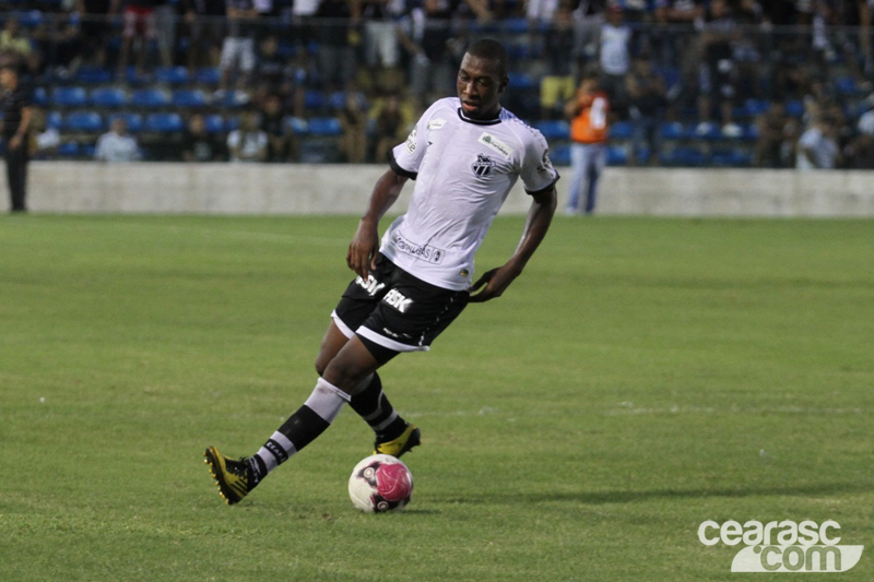 [22-04] Tiradentes 0 x 2 Ceará - 11