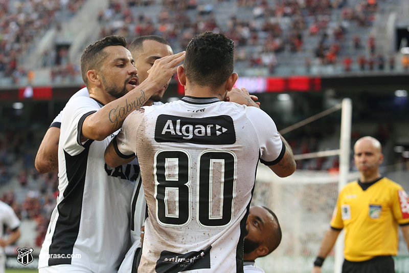 [25-11-2018] Atlético-PR 2 x 2 Ceará4 - 1