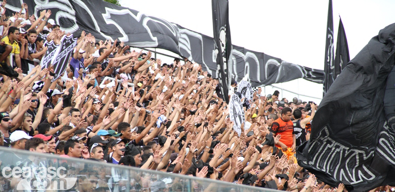 [12-02] Ceará 1 X 2 Fortaleza - TORCIDA - 15