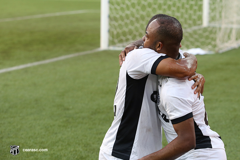[25-11-2018] Atlético-PR 2 x 2 Ceará4 - 6