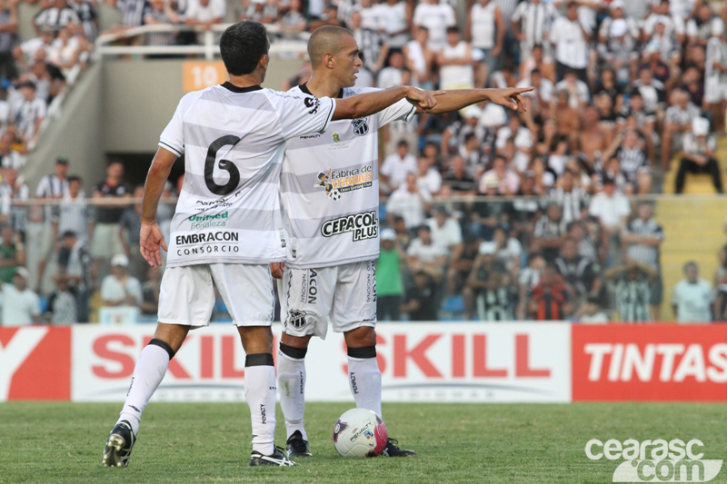 [15-09] Ceará 4 x 3 Joinville-02 - 10