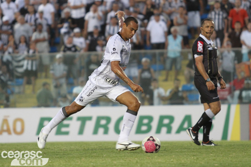 [15-09] Ceará 4 x 3 Joinville-02 - 14