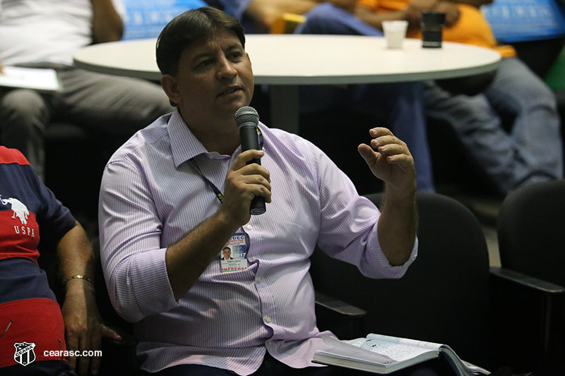 [30-08-2017]   Seminário - Jogando pela Paz no Futebol - 8