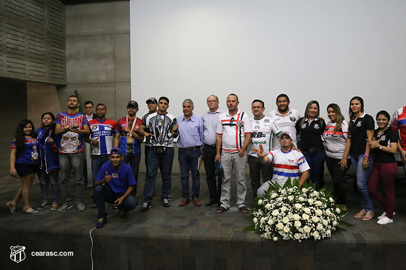 [30-08-2017]   Seminário - Jogando pela Paz no Futebol - 17