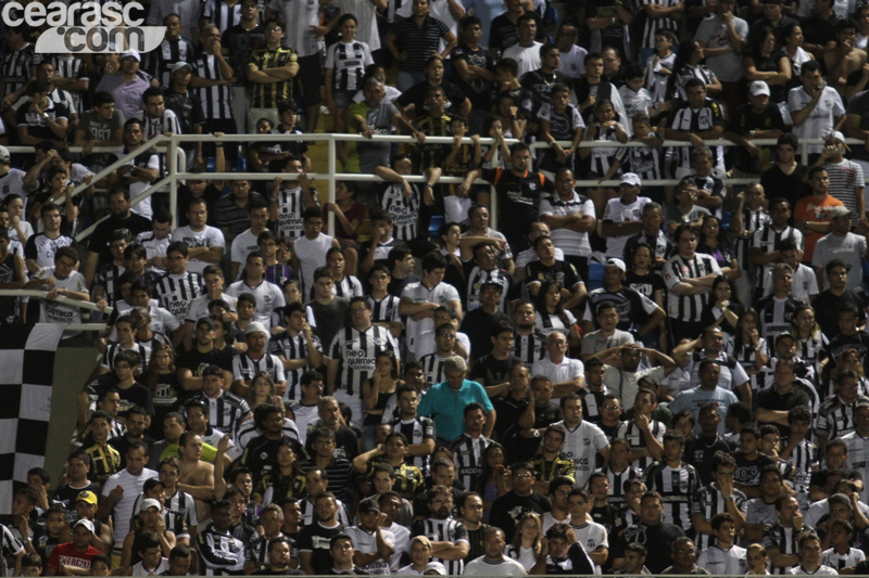 [18-05] Ceará 1 x 2 América-MG - Torcida - 15