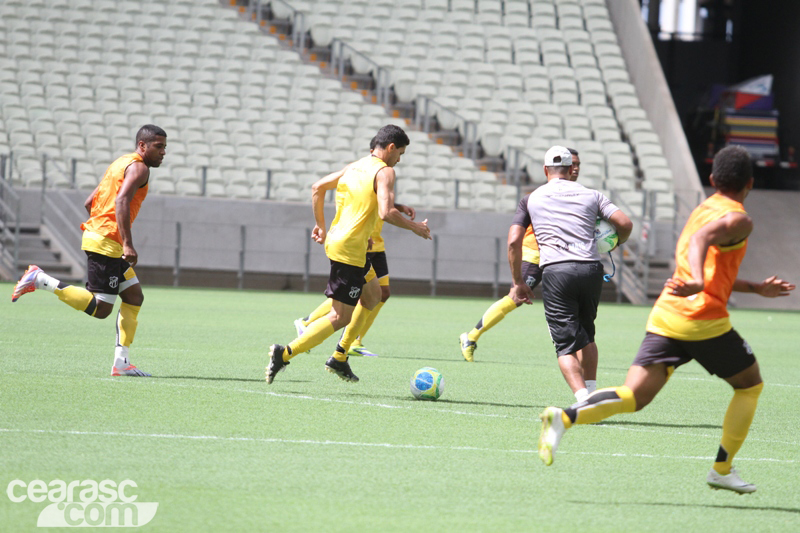 [18-07] Treino coletivo - Castelão - 7