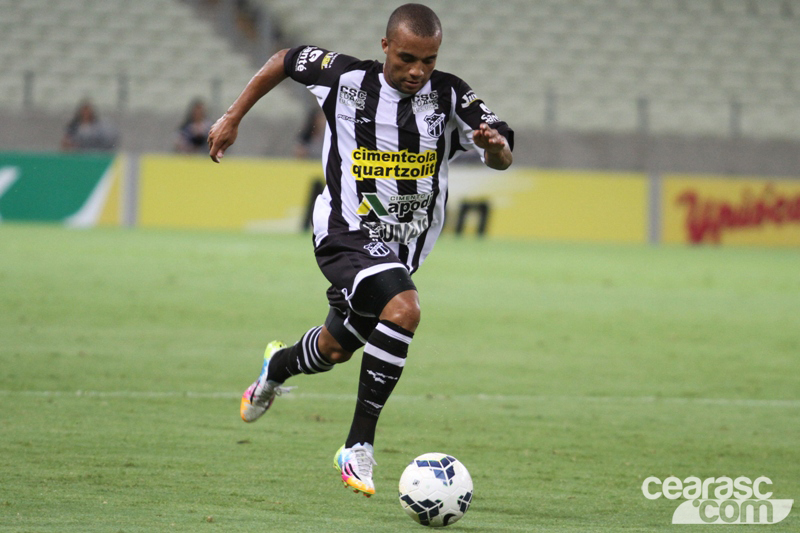 [07-05] Ceará 4 x 1 Parnahyba - 14