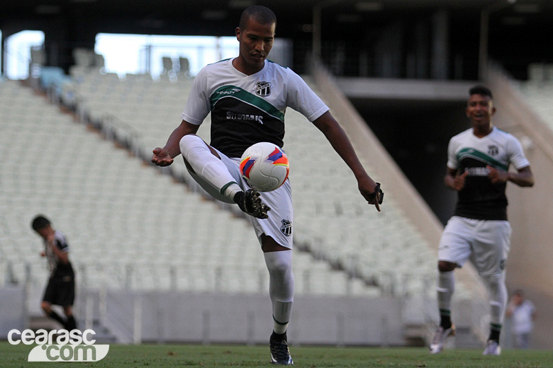 [18-06] Treino coletivo - Castelão - 8
