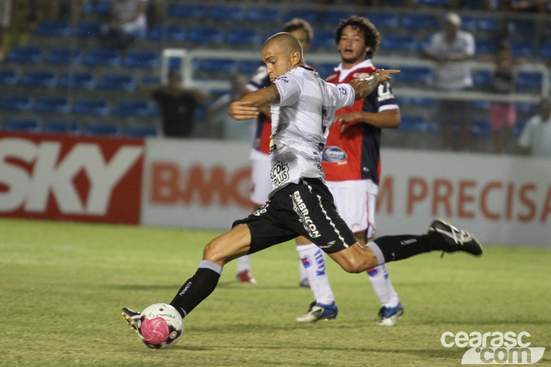 [23-10] Ceará x Paraná 02 - 7