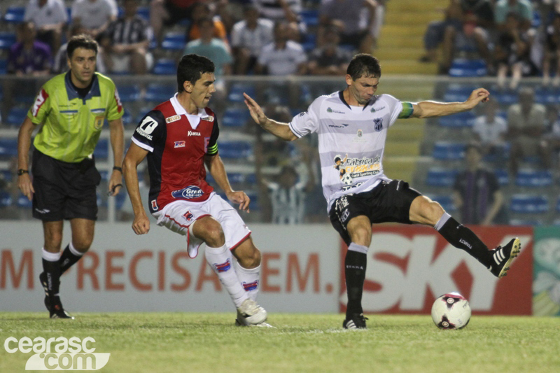 [23-10] Ceará x Paraná 02 - 17