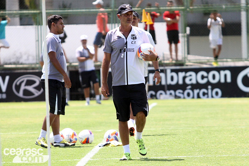 [10-10] Treino técnico + tático - 3
