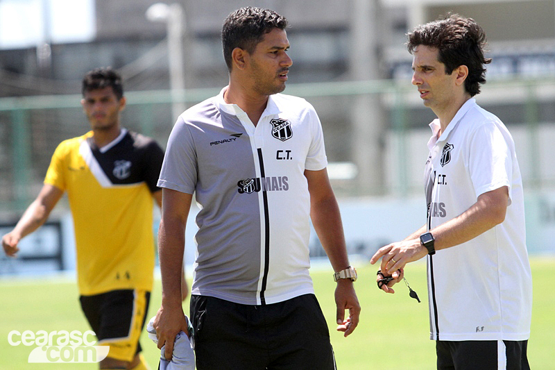 [10-10] Treino técnico + tático - 4