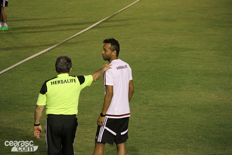 [10-10] Seleção Venezuelana treina em Porangabuçu - 1