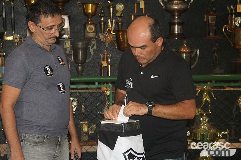 [15-12] Eleição do Conselho Deliberativo - 28