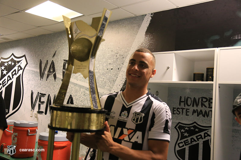 [03-05-2017] Ceara 2 x 0 Ferroviario - Final (Comemoracao) 1 - 13