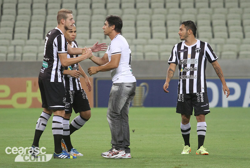 [09-04] Ceará 0 x 0 Vitória - 10