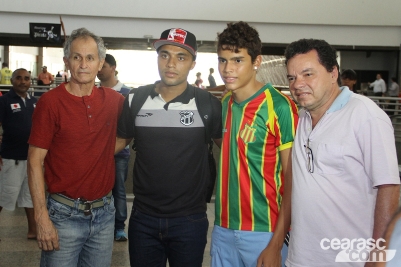 [04-09] Ceará segue viagem para SP - 13