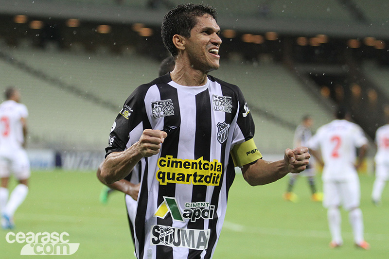 [10-05] Ceará 2 x 1 Paraná - 43