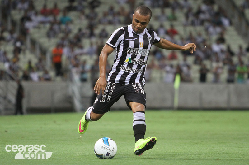 [09-04] Ceará 0 x 0 Vitória - 16