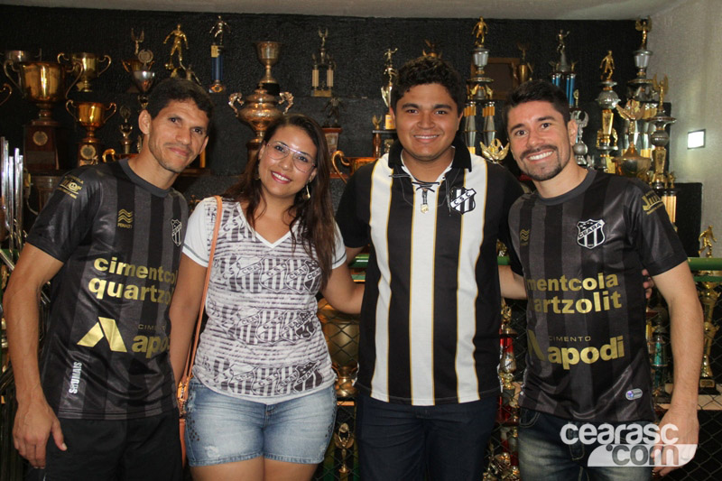 [08-09] Lançamento do terceiro uniforme Penalty Ceará - 28