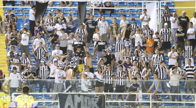 [15-02] Ceará 3 x 0 Itapipoca - TORCIDA - 7