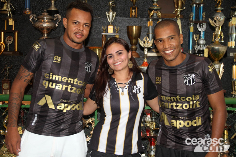 [08-09] Lançamento do terceiro uniforme Penalty Ceará - 02 - 30