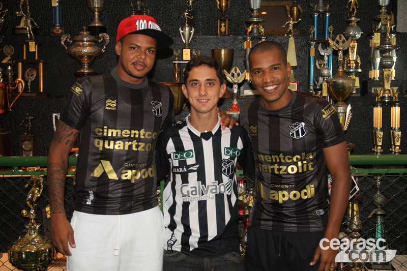 [08-09] Lançamento do terceiro uniforme Penalty Ceará - 02 - 38