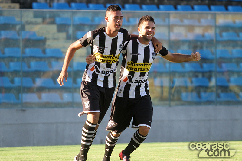 [22-06] Ceará 2 x 0 Tiradentes - Final do segundo turno - 13